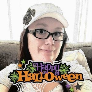 Meet your Posher, Simone